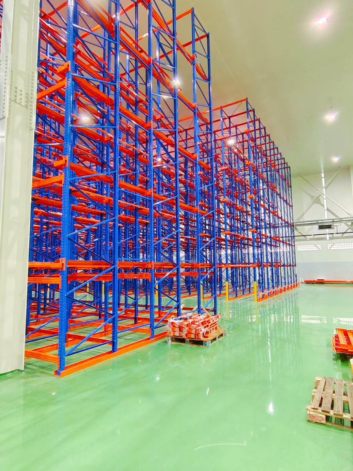 Info rak drive-in Perkasa Racking TAP — Pertanyaan Umum tentang Rak Drive-In